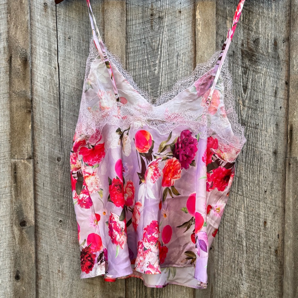 Silky Floral Lace-Trim Satin Cami Tank Top - Pink Lilac - Picture 6 of 11